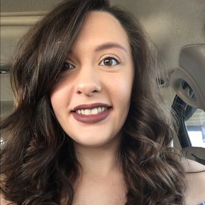 Meet your Posher, Erica